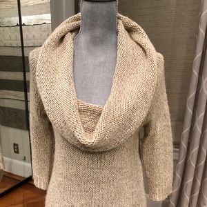 Bebe sweater